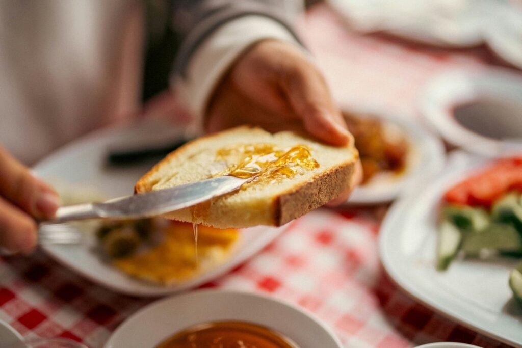 Medus – vienas seniausių ir universaliausių produktų žemėje. Nuo paprasto, mums įprasto medaus, kainuojančio kelis eurus, iki retų rūšių, kuriomis prekiaujama specializuotose parduotuvėse